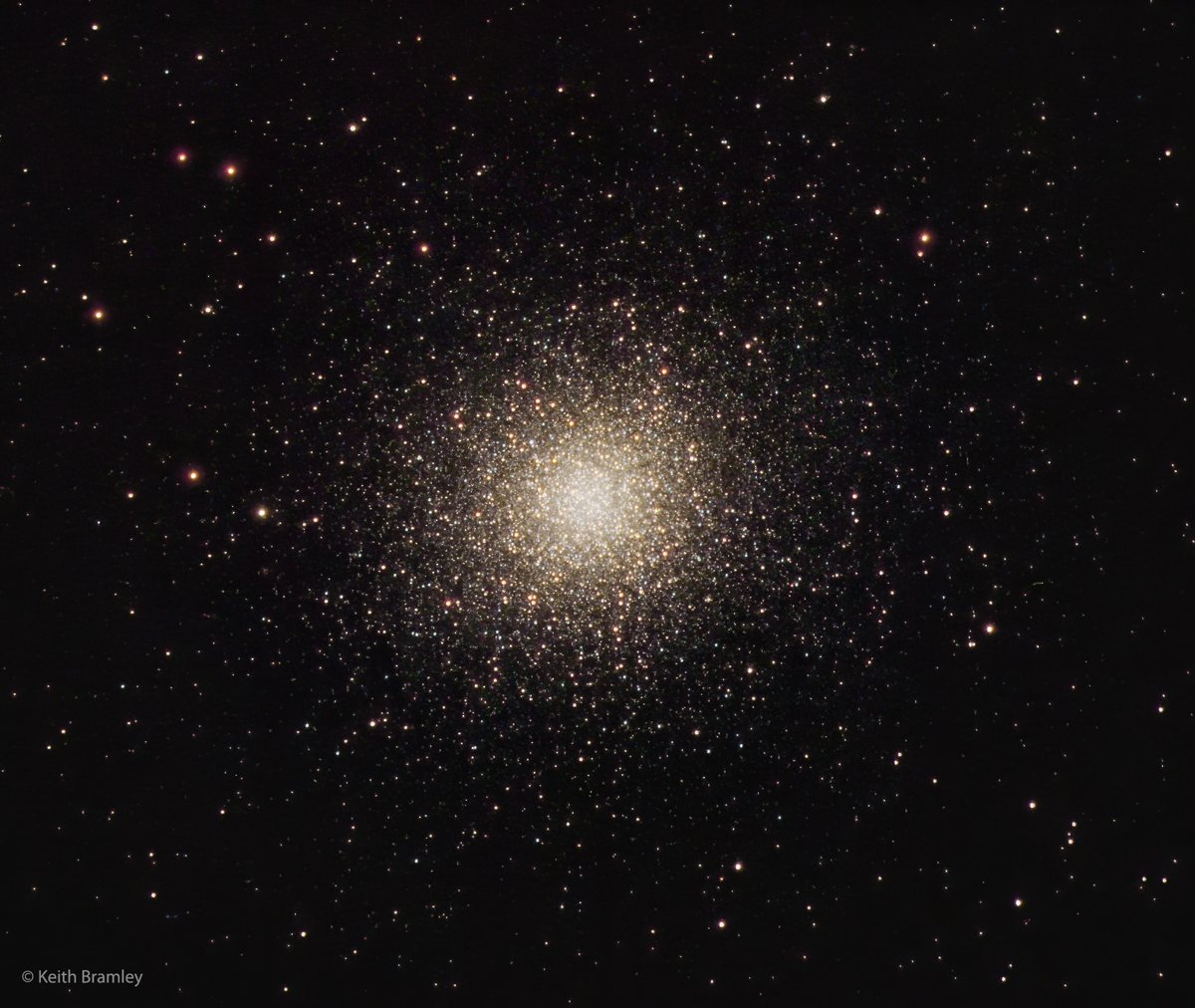 KeefBram's tweet photo. #M13 the great globular cluster in Hercules, taken by me a couple of years back and reprocessed tonight :). Taken using an #atik #383L mono with RGB filters, through a #MN190 telescope. #lancashire #astro #astrophoto #astrophotography #stars #globular #astronomy #thephotohour https://t.co/L5D4CRIWCt