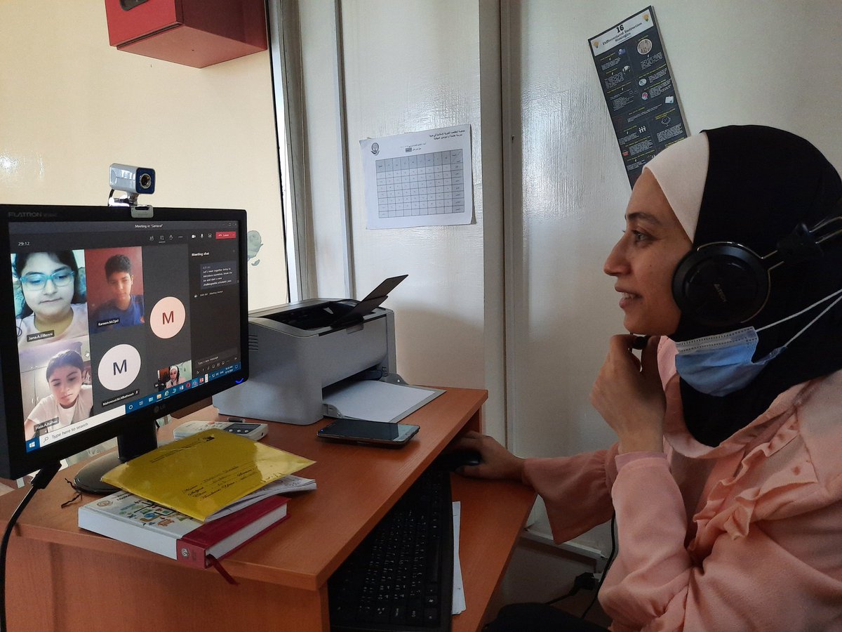 ClaraMouaddam's tweet photo. And here we are starting a new year with a "New Normal" 🤩
No matter what challenges await us, we can do it 💪
#RemoteTeaching #Covid_19 #survivingthepandemic #ChallengeAccepted #ApartButConnected #teacherpower #MicrosoftTeams @MakAishaSchool https://t.co/1YoH8yy4e4