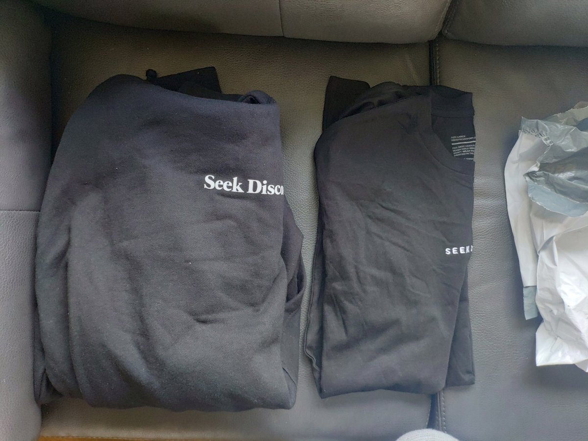 44oguh44's tweet photo. Hey, I was looking forward for my order to finaly arrive, it arrived later than it was suppose to but it is fine. But when I discovered the package, well thing where missing sadly. I contacted your support I hope I will be able to get help.

@seekdiscomfort_  @YesTheory https://t.co/TLLGQoFTl5