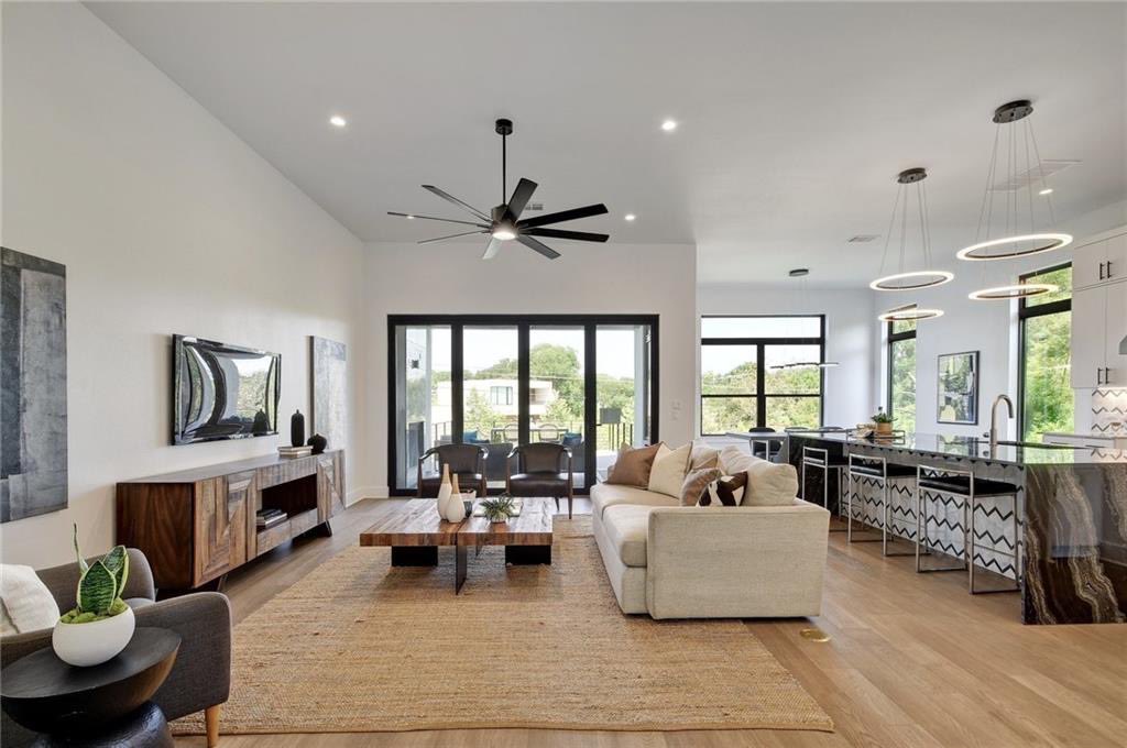ATX_Homes's tweet photo. JUST SOLD 2106 Airole Way in the amazing neighborhood of Barton Hills in Austin. We are excited for our clients who closed on this modern new construction property. Buyers representation by Vince Young Realty #78704 

Ready to find your dream home? Contact our team today. https://t.co/ZjAatNO3r2
