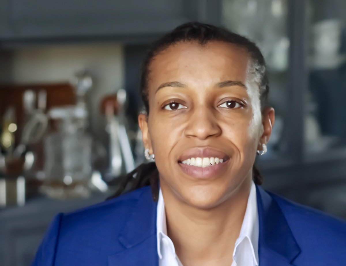 UMass Public Policy tweet media