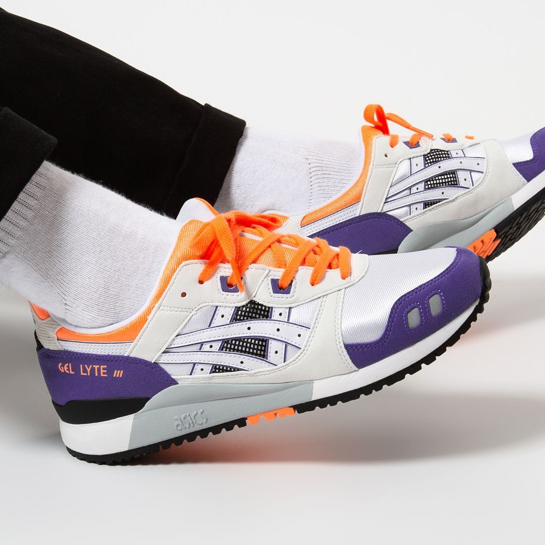 titoloshop's tweet photo. #lastSizes ⚪️ Celebrating the 30th anniversary of the GEL-LYTE™ III OG running shoe, Asics brings back the "Orange Purple" colorway ➡️ https://t.co/1Gmtdlvtug

US 7 (40) - US 10.5 (44.5)
🔎 1191A266-102
⁠⠀
#titoloSHOP⁠⠀
#asics 
#gl3 
#asicsgellyte3 https://t.co/sNyrVhOinu