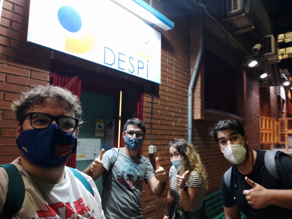 LaCajaLista's tweet photo. Y hasta aquí, LA CAJA LISTA. Muchas gracias por estos once años, habéis sido una audiencia envidiable. Esperamos que os hayáis divertido, y que quede claro... esto no es un adiós. 
#gracias #radio @radiodespi https://t.co/pYzgnzNiYO