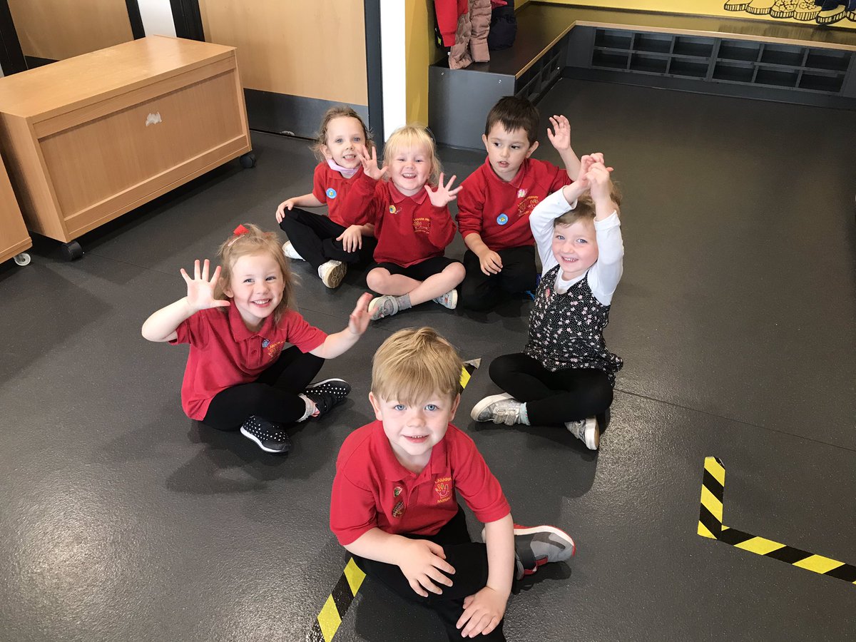 LanarkPrimary's tweet photo. Happy birthday to Cole in the ELC who was 4 yesterday! 🎉🎂🎈He enjoyed playing ‘Duck, Duck, Goose’ with his friends in the Red Team this afternoon to celebrate and they all had a great time. https://t.co/lvAIHKdkQJ