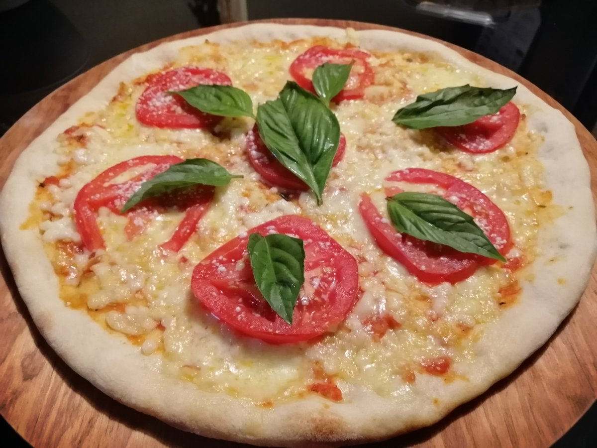 LaMagdalenaCafe's tweet photo. Pídela al 56 2180 7520 #chilangopizzeronapoletano #pizzaartesanal #pizza #pizzacdmx #pizzacdmxsur #culturadelabuenapizza #pizzalovers #farina #storiadifarina #pizzafood #cdmx #foodie #pizzeria #tasty #yummy #pizzatime https://t.co/KirXGL7ZMo via @pinterest https://t.co/aQQSnmNuv9