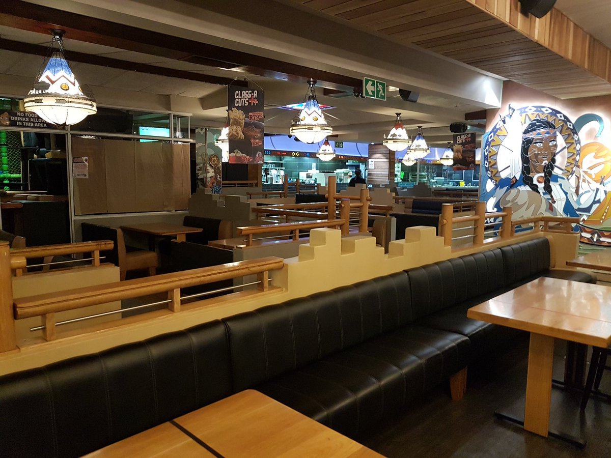 jerry8308's tweet photo. You can litterally swing a cat or maybe a giraffe by its tail in this place. The impact of #covid19insa https://t.co/xM1yNcy0la