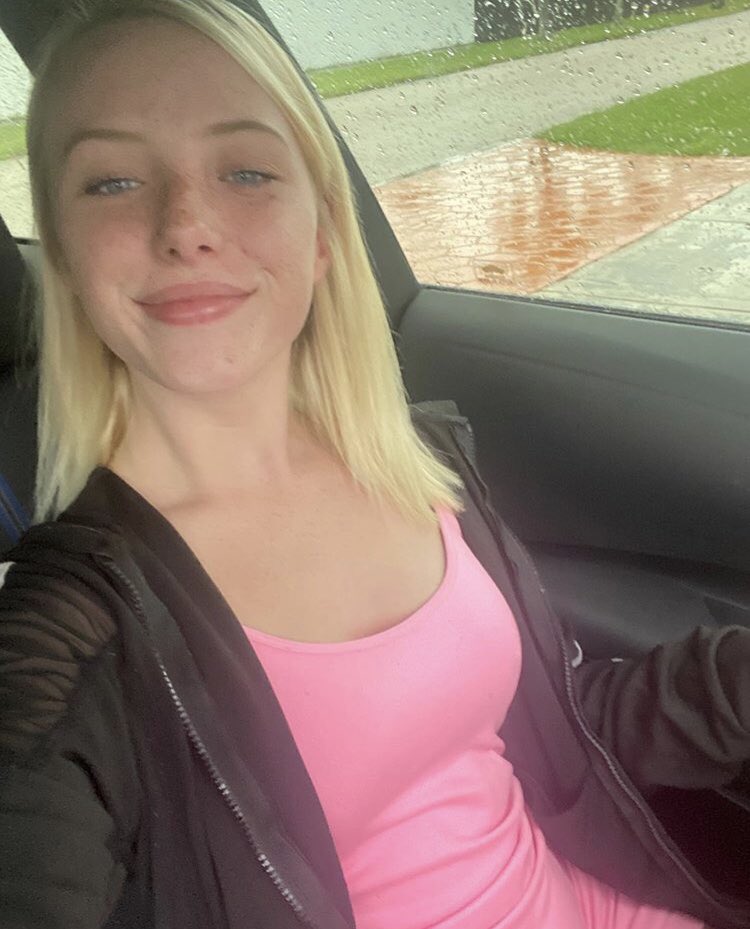 Dixie Lynn's Instagram, Twitter & Facebook on IDCrawl