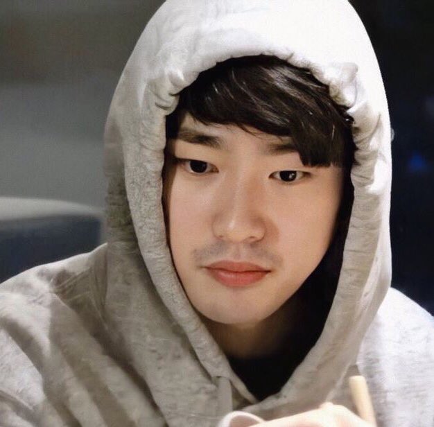 an ultimate thread of bare faced park jinyoung