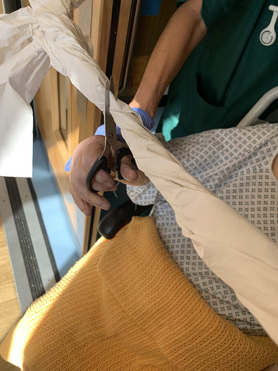 Today was the start of a #newadventure in #Frailty. A Unit solely to care for Frailty patients has opened..#WGH
Our Patients have a dedicated #medical and #nursing staff with #occupationaltherapy and #physiotherapy support. #72hrs #proudwardstaff #studentenvironment #letsgetgoing