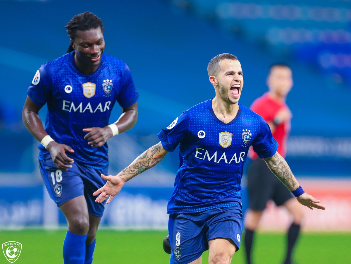 Alhilal_FC's tweet photo. 🔝 #صدارة_بس 🤩💙 https://t.co/qe0mhT4QtQ