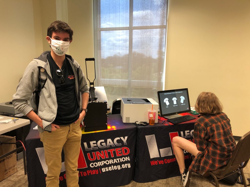 LegacyUnitedEnt's tweet photo. Mask U was a hit today @AUG_University! The Jaguars had a great time creating their own custom masks. 💯😷🤗

Special thanks to @AUG_StudentLife for trusting Legacy United with your event needs! https://t.co/S7qCHFL3Um