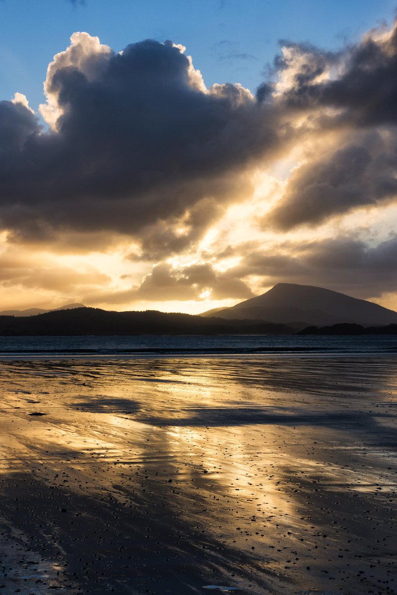 With the longest coastline in Ireland, you are never too far from a beach in #Donegal #LoveDonegal @DonegalHour @donegalcottages @donegalassoc @TheIrishVoiceUK @VisitFanad @Visit_Inishowen @govisitdonegal @VisitInishowen