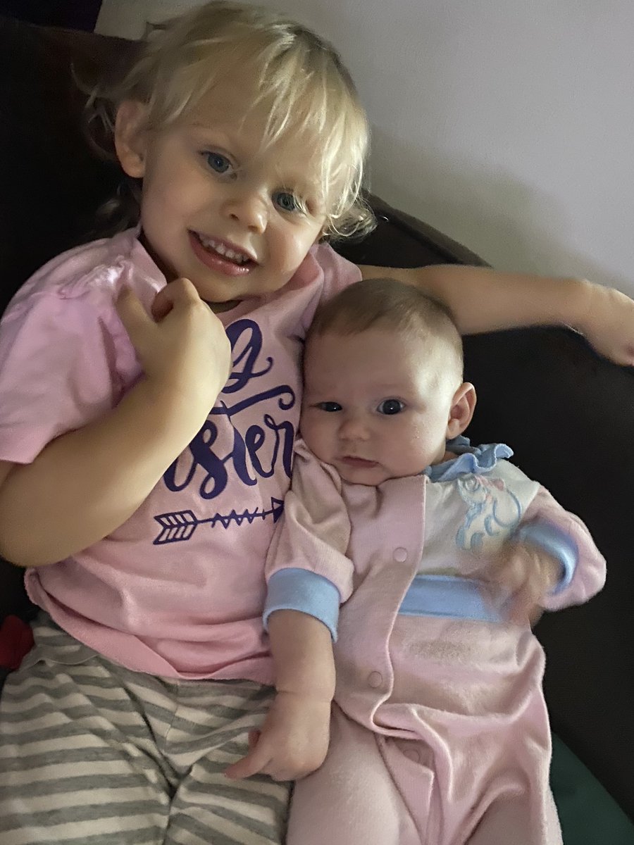Happy homecoming! For decades day, Eloise decided on a late 80s/early 90s baby look. Amelia forgot today was decades day- she won’t forget to participate the rest of the week, though! (Neither should you!)