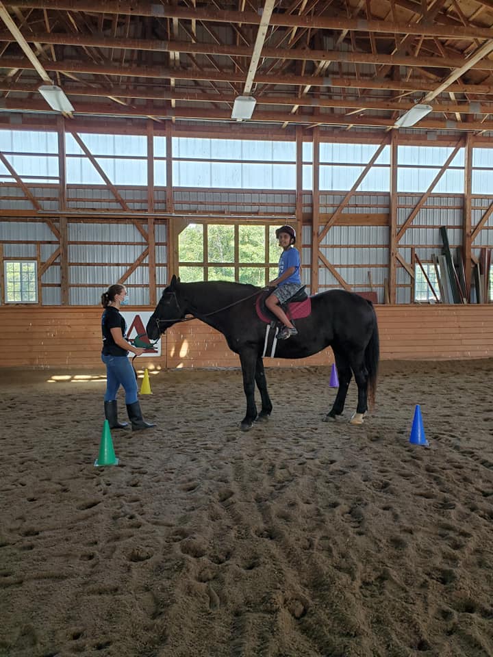 MadisonFieldsMD's tweet photo. Give us a ❤️ if you're excited for week 2 of lessons! Our riders fine-tuned their Dressage skills! Riders mastered their halt &amp; salute, as well as a 20 meter circle! We're so proud of our dancing horses! #GrowingTogether #MadisonFields #MontgomeryCounty  #HorsebackRiding #EAAT https://t.co/lrUY3Rhzlh