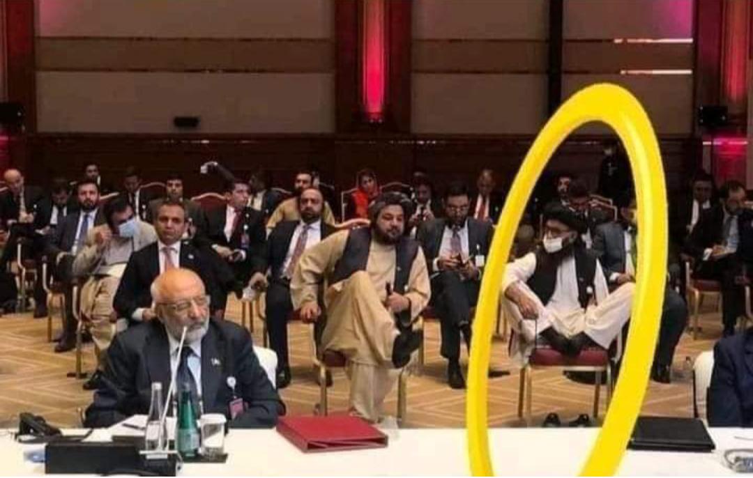 ShoaibSadiqOFCL's tweet photo. #صحابہ کرام کو کون پہنچ سکتا ہے ناممکنات میں سے ہے __ لیکن یہ پندرہویں صدی کے فقیر ملاں ، ربعی بن عامر رضی اللہ عنہ والا ہی کردار ادا کر رہے ہیں کہ رستم کے دربار میں اپنی ہی شان و شوکت سے داخل ہوئے اور بیٹھے ۔
#Shoaibsadiq https://t.co/e6LWElSTnc