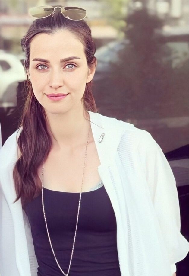 Bahar gibisin güzelliğim benim...🌷