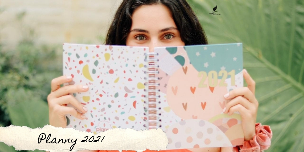 EditorialAmate's tweet photo. ¡Por fin! Ya está a la venta la nueva agenda "Planny 2021"
Pueden adquirirla a través de nuestras redes sociales o en nuestra tienda en línea: https://t.co/DTIorBJ29O
 #AmateEditorial #Amateeditorial #editoriales #publica #guadalajara #Agenda #planny #2021LlegaYa https://t.co/Zz1lVGtz5U