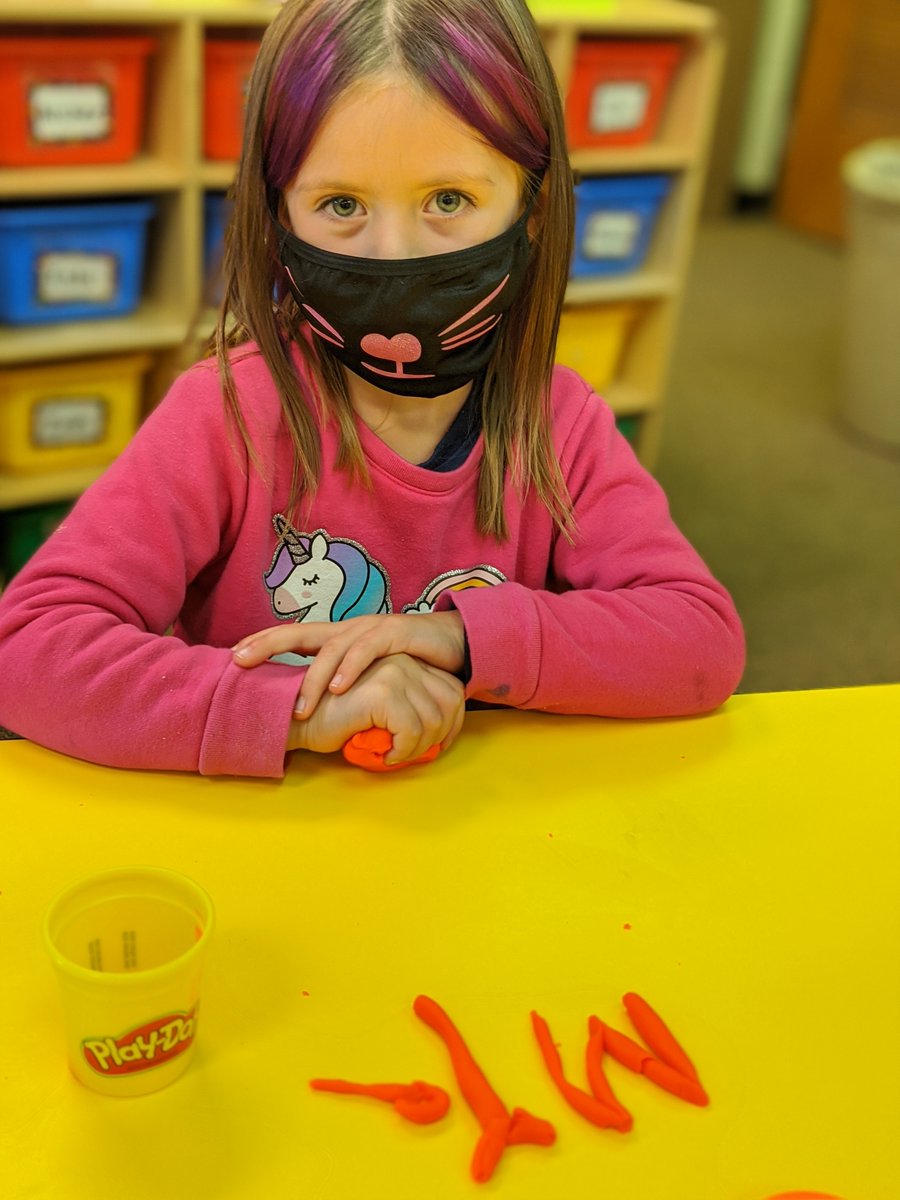HaywardSchools's tweet photo. Mrs. Petit and Mrs. Johnson's class practicing their names with Play-Doh!
#likeacane #4kfun #practicemakesperfect https://t.co/sD2ZQp45v8