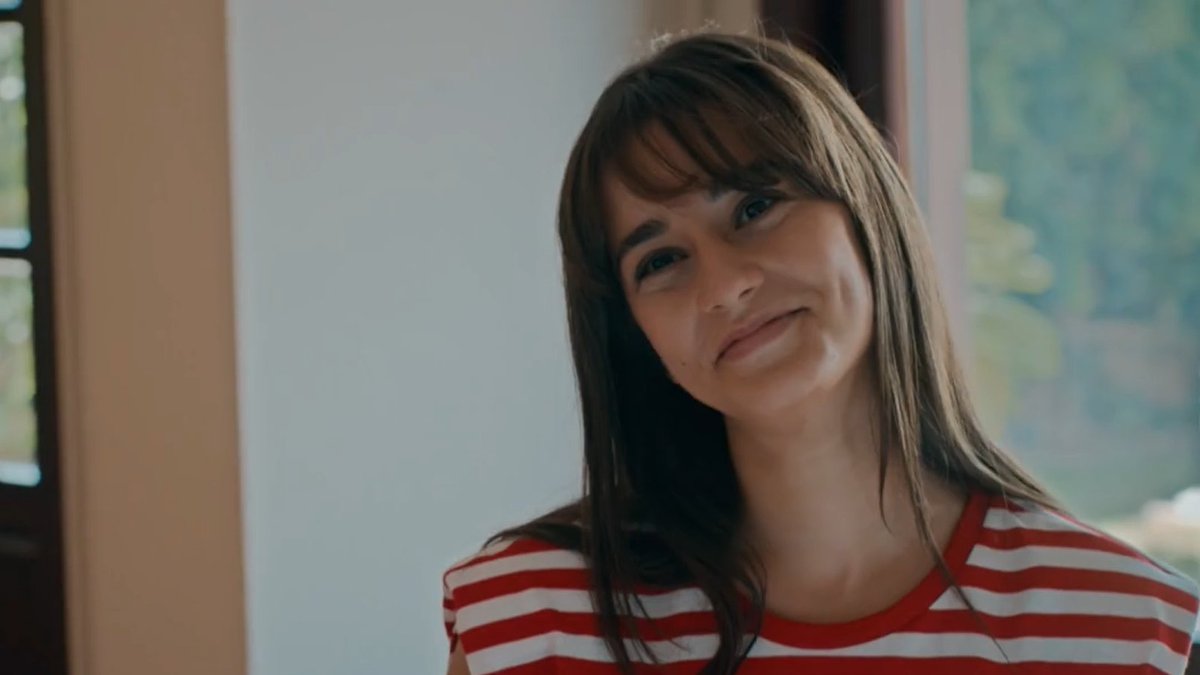teamfreewillgo's tweet photo. ''Bana ellerini ver; hayat, seni sevince güzel..''🥀

#AzKar https://t.co/UDmqlHITad