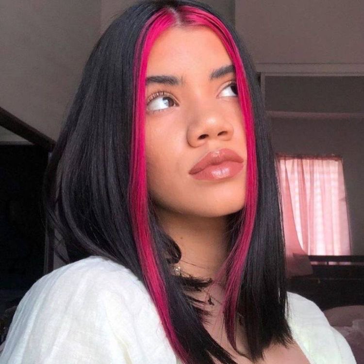 π€ππ§πππ on Twitter: Comunque Patrizia De Blanck ha le ciocche davanti  colorate da prima di tik tok I'm just saying... #GFVIP  https://t.co/yfjHCzA4Q8 / Twitter ciocche colorate davanti su capelli castani