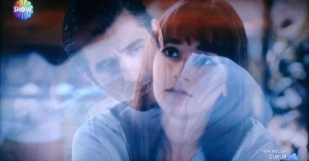 "Savasin icinde filizlenen bi ask.."♥️
#Azkar
#AffetCukur 
<a href="/eceysr/">Ece Yaşar</a> <a href="/ceyhangir/">cihangir ceyhan</a>