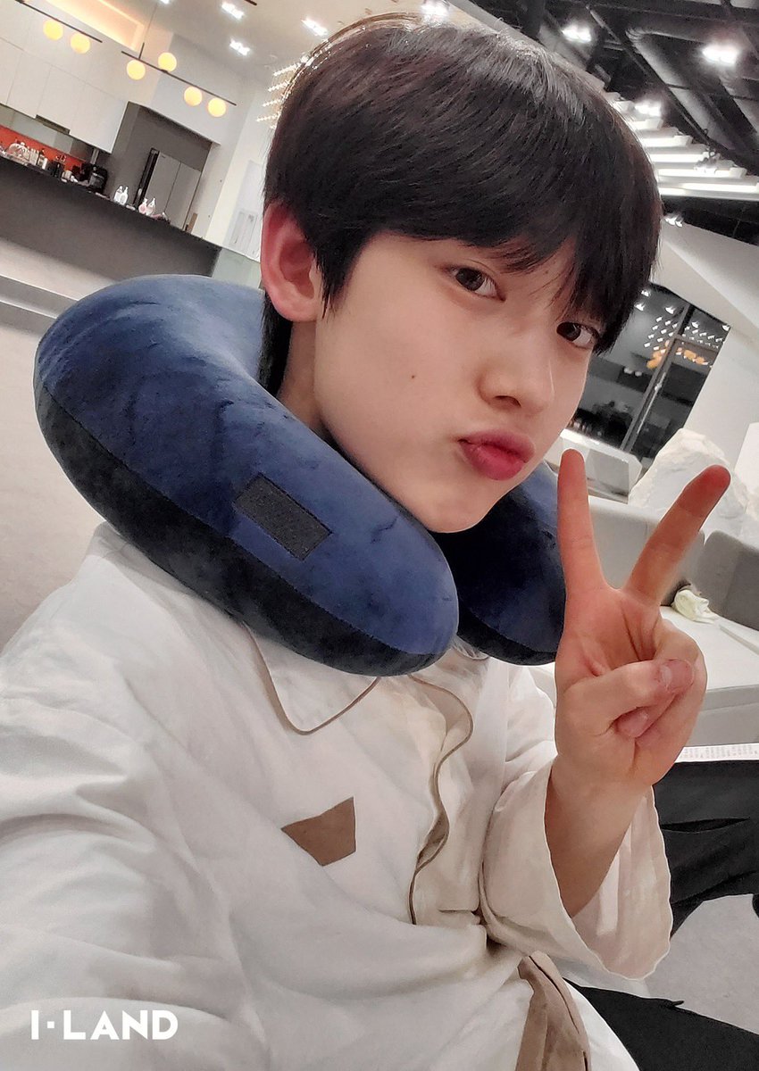 g4ysunoo's tweet photo. Living for those two moles on his face (idk if there are more) 😌
#PRIORITIZE_SUNOO
#VOTE_ILAND_SUNOO https://t.co/TogvsGB2oN