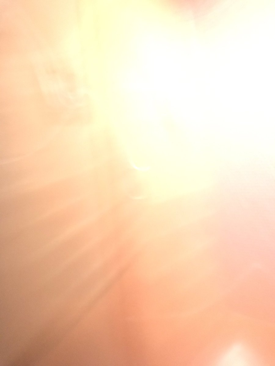 Part2Gg's tweet photo. Accidentally took this pic. I hope this means light is coming. 🥰 https://t.co/OcKL2yogRm