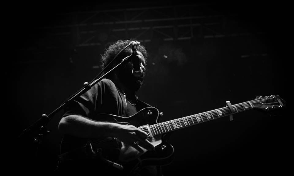 ElCanijodeJerez's tweet photo. ✨Soy como un gato negro
Soy el óxido en el hierro...
@_Estricnina 

📷 by Joaquín Gassín.
Festival @primatrompefest 2017.
#OyeMujer #Estricnina #JuanitoMakande #ElCanijoDeJerez https://t.co/Y0lDTDGvIf