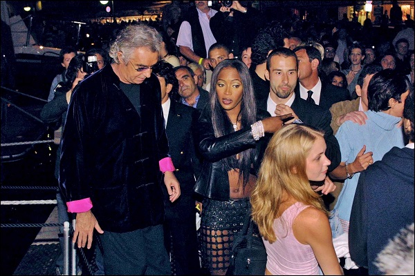 ➍➍ Flavio BriatoreBriatore—who was a regular at Victoria's Secret shows—was pals with the traffickersEpstein & Ghislaine paraded victim Virginia Roberts in front of Briatore & his then-gf, Naomi Campbell, on a yacht in May 01It was allegedly Briatore who'd invited Epstein