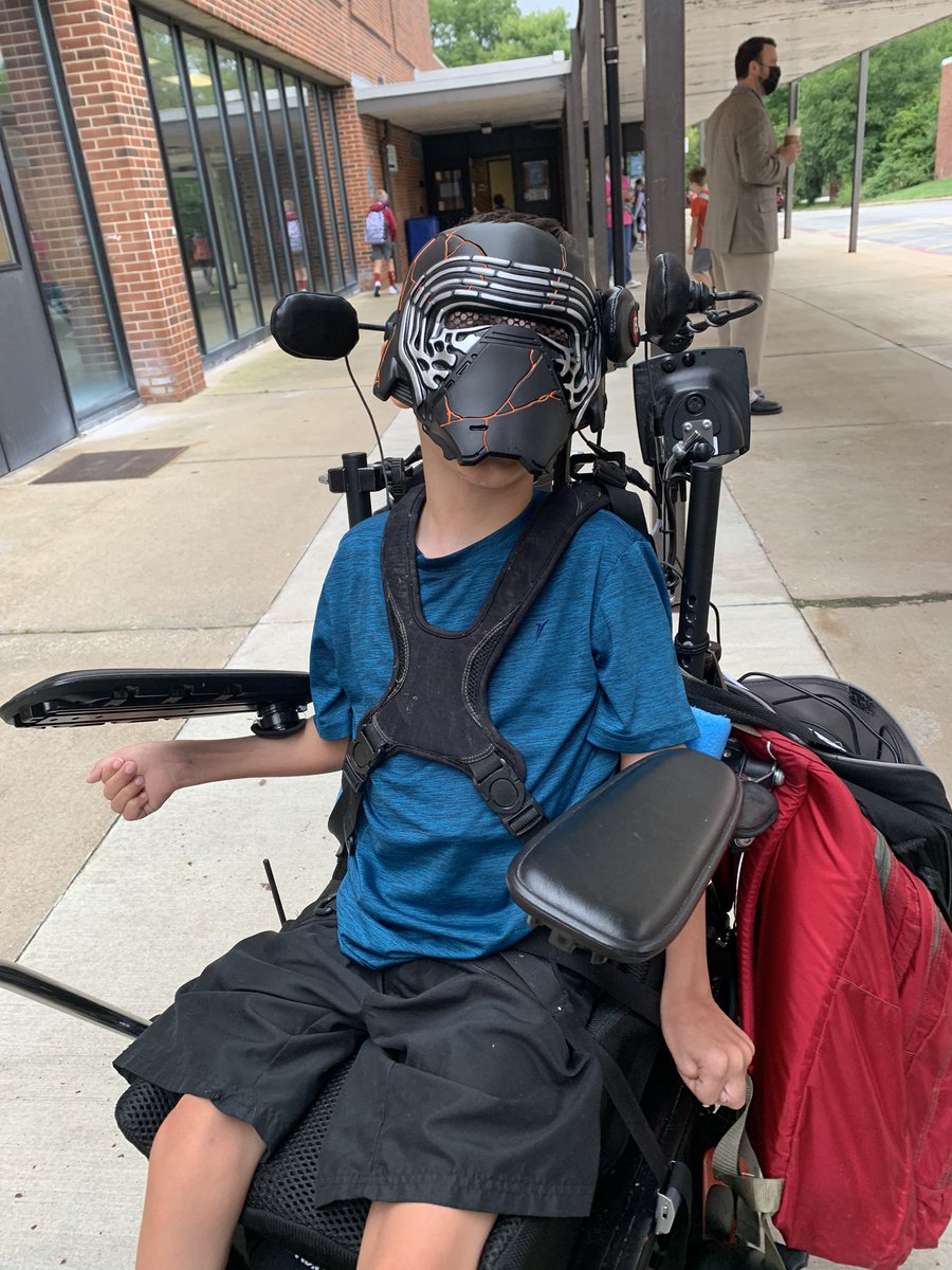 MissKossHCS's tweet photo. Masks comes in all shapes and sizes #EWpride https://t.co/meflARBIVn