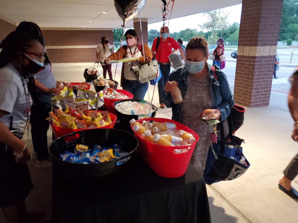 A’Star Jones (@astarjones1) on Twitter photo Welcoming and showing appreciation to our Cardinal Family! The year maybe different but our relationships are the same! Cardinal Care Team you all out did yourselves! <a href="/JaqueRQ1/">JR1</a> <a href="/ReedAcad_AISD/">Reed Academy for Engineering</a> <a href="/AldineISD/">Aldine ISD</a> <a href="/DrFavy/">DrFavyCantu</a> <a href="/drgoffney/">Dr. LaTonya M. Goffney</a> <a href="/aldinemagnet/">Aldine Magnet</a> <a href="/AldineHR/">Aldine HR</a> #AldineAnywhere Welcoming and showing appreciation to our Cardinal Family! The year maybe different but our relationships are the same! Cardinal Care Team you all out did yourselves! <a href="/JaqueRQ1/">JR1</a> <a href="/ReedAcad_AISD/">Reed Academy for Engineering</a> <a href="/AldineISD/">Aldine ISD</a> <a href="/DrFavy/">DrFavyCantu</a> <a href="/drgoffney/">Dr. LaTonya M. Goffney</a> <a href="/aldinemagnet/">Aldine Magnet</a> <a href="/AldineHR/">Aldine HR</a> #AldineAnywhere