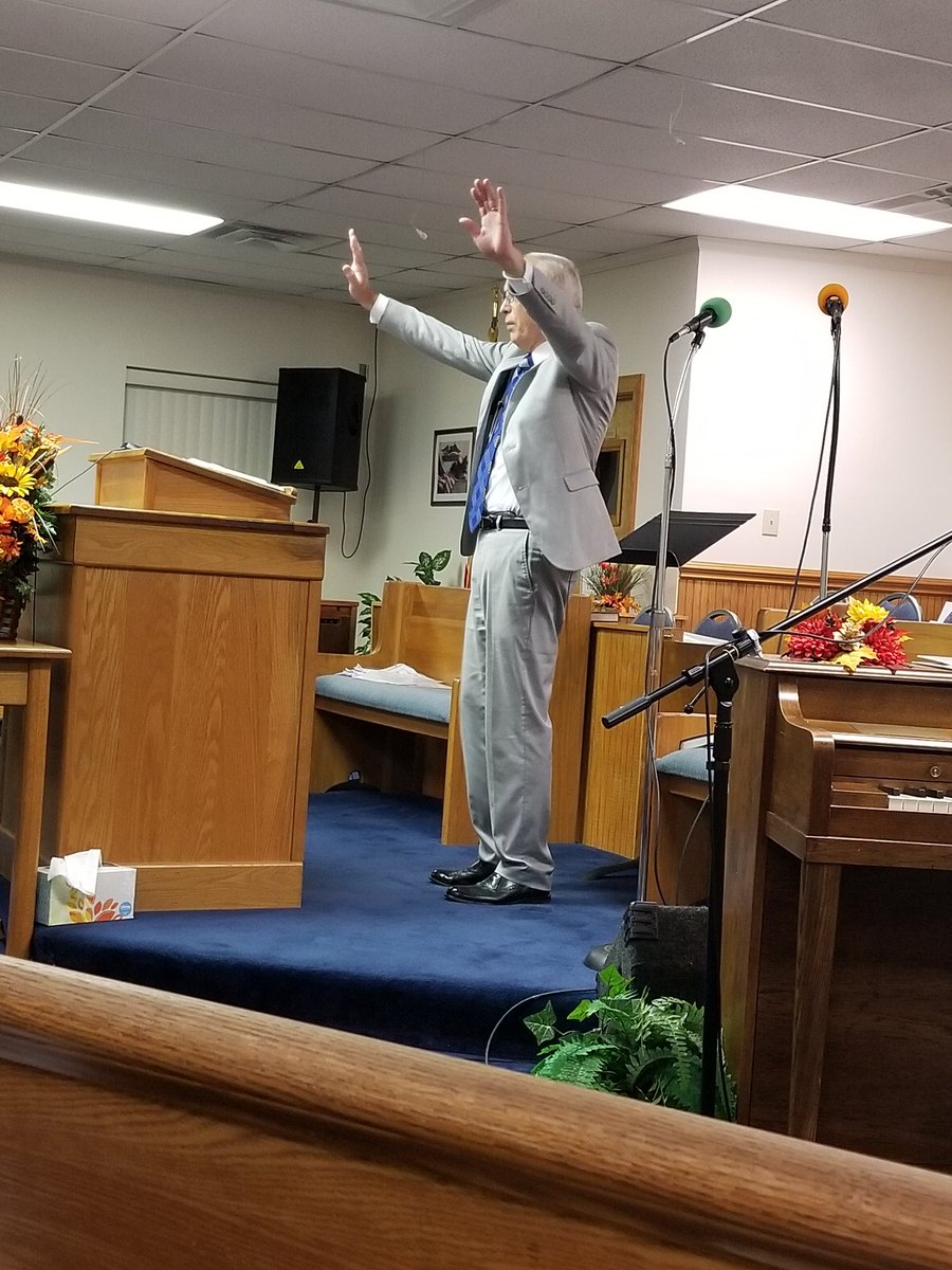 I've had the opportunity to hear <a href="/drlonniemoore/">Lonnie Moore</a> sing many times, but tonight was first time I have been able to hear him preach. He did a great job, so thankful for his ministry.