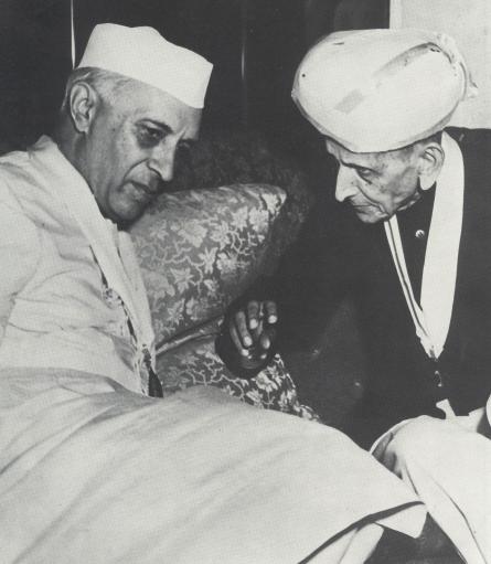 J_Neharu's tweet photo. भारत रत्न,सर मोक्षगुंडम विश्वेश्वरैया की जयंती पर श्रद्धांजलि।वे भारत के बेहतरीन इंजीनियर,विद्वान,राजनेता और मैसूर के दीवान थे।

देश उनकी याद में हर साल उनकी जयंती 15 सितंबर को इंजीनियर दिवस के रूप में मनाता है।

 #HappyEngineersDay
#JawaharlalNeharu https://t.co/3bDTQHVdyU