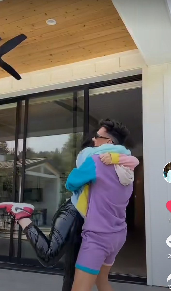 Nefertary_6's tweet photo. @KimberlyLoaiza_ ya esta en otro nivel 🥰♥️eres grande hermosa https://t.co/pRFR52xu5w