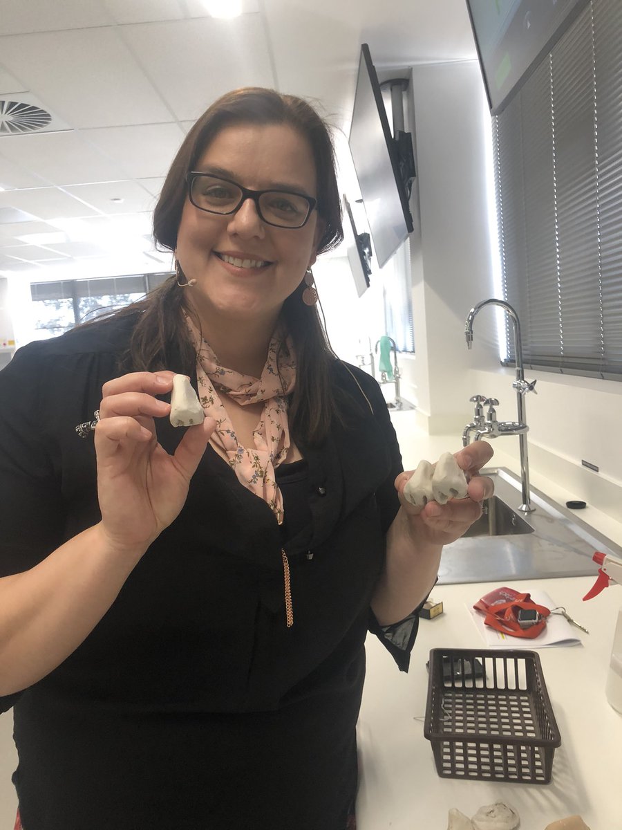 brendanforensic's tweet photo. @DrCharOskam nose how it’s done. #pickyournose #forensicanthropology @MurdochUni https://t.co/WRypSAtqSg