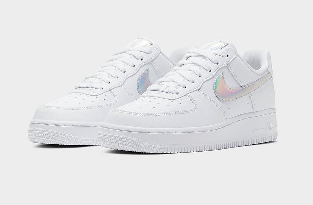 womens nike air force 1 07 le low