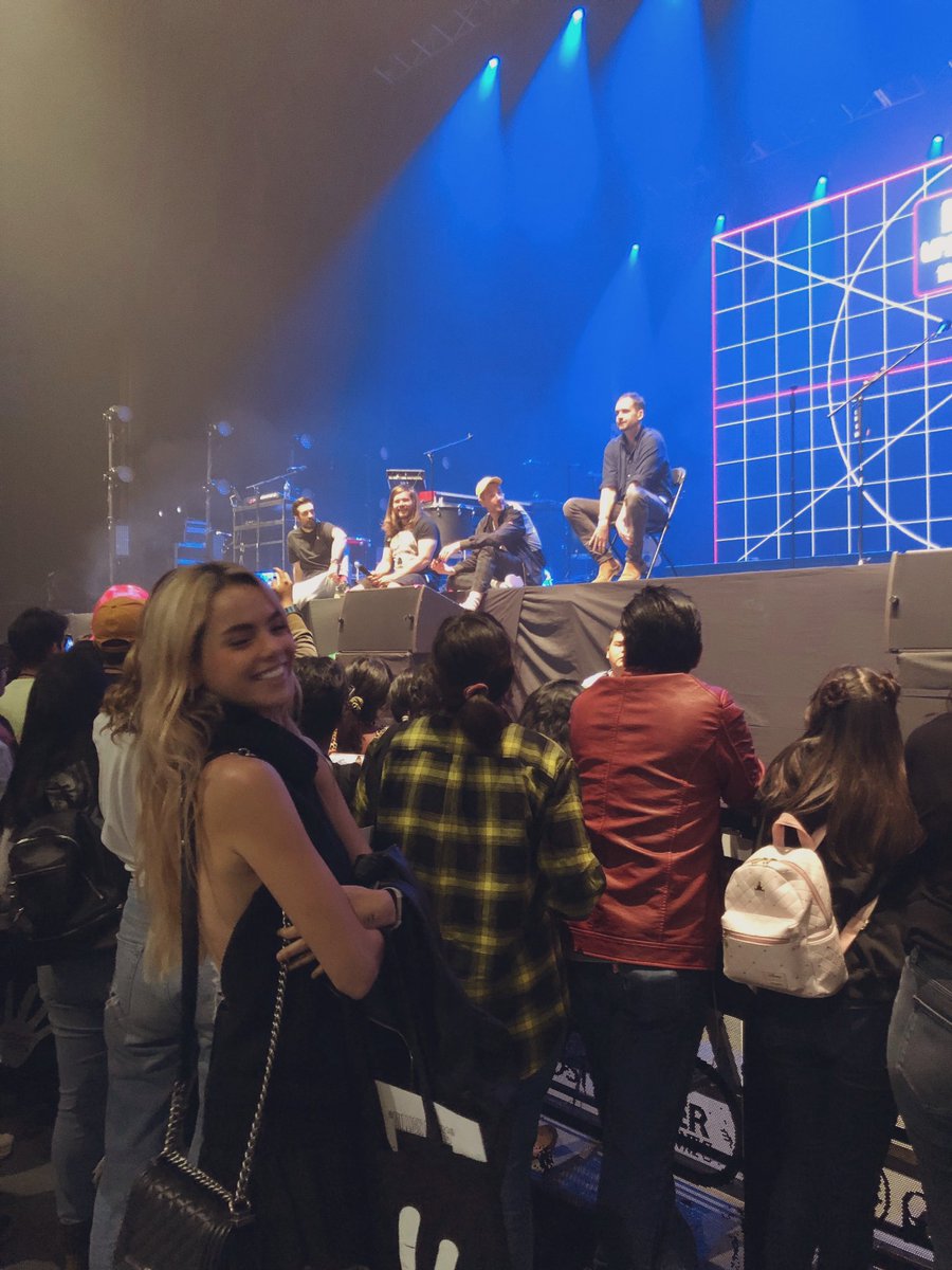 vale meade ➳ ∞ ➳ tweet media