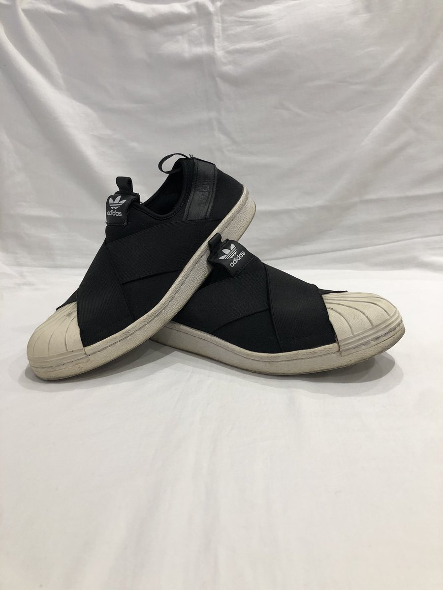 Creptify's tweet photo. I forgot how good the before and afters came out on these Women’s Adidas Superstar Slip Ons!

#creptify #adidas #superstar #slipons #superstarslipon #beforeandafter #sneakercleaner #sneakercleaning https://t.co/5MMYDR8454