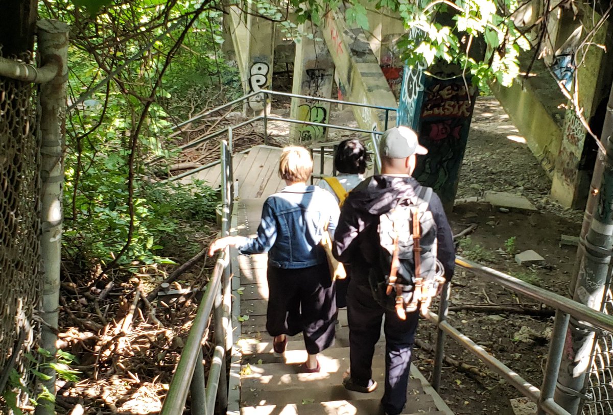 ICEGardner's tweet photo. Exploratory &amp; planning walks continue. The ICE Team is at it again -- searching out primo public spaces to share with our students. Hoping to ignite their love of the city's ravines, creeks and hidden spaces #yorklearns #icewrites @aitkenhead13 @trossteaches @ICEThornton15 https://t.co/EcdltLarpX