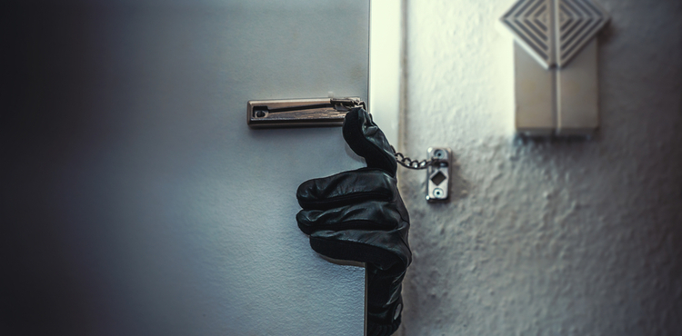 You can't eliminate the risk of theft at your #business, but you can take steps to protect your assets. Here's how: ow.ly/1Hfc50BntDa via @insureon