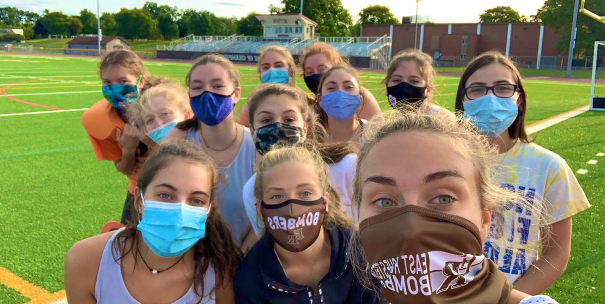 er_flagfootball's tweet photo. Happy National Field Hockey Day! Only a few more days until we can all be together again 🏑❤️ 😷#CaptainsPractice #ReadyToPlay https://t.co/Au7tpXf9jG