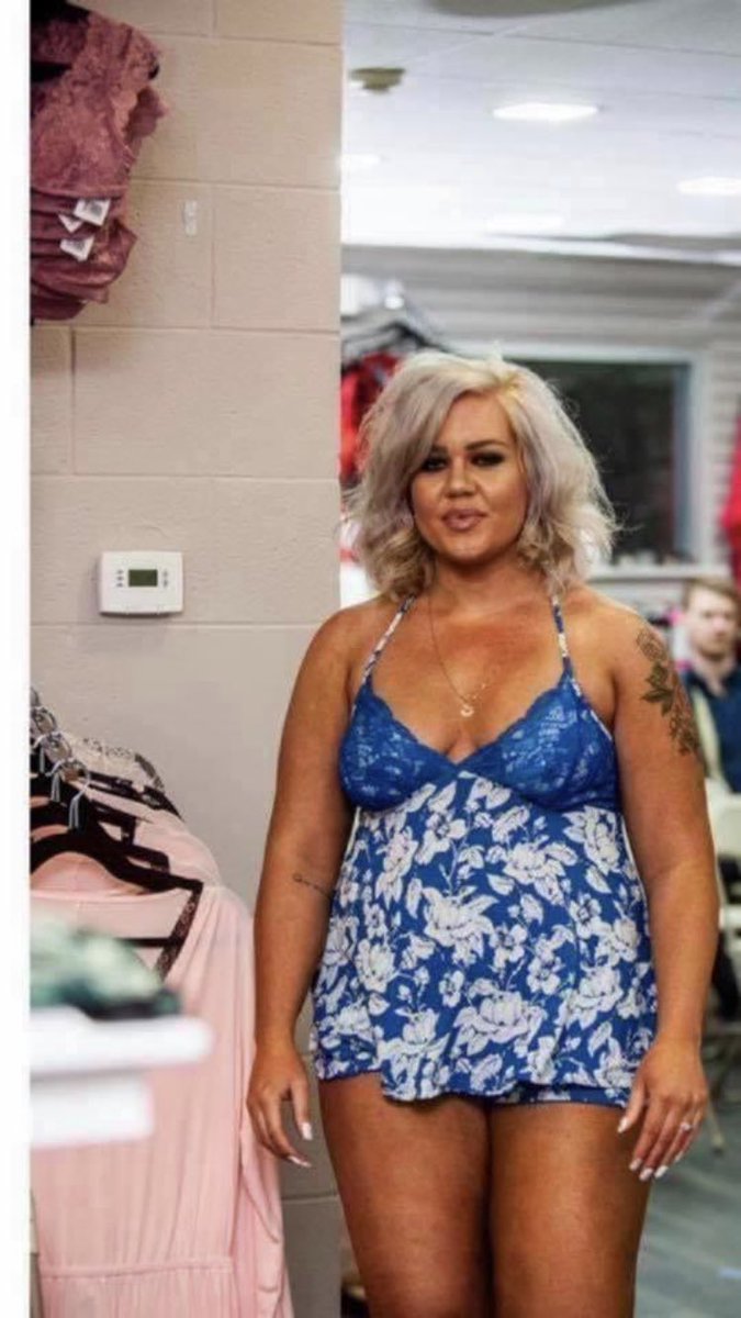 BeverlysSecret's tweet image. The color of the week is blue!  💙💙💙. We will not be having a 50% off video or clearance video this week, so you can check out our sale on our website! 

We are going to take a break from appointments for the next few weeks and we are going to be doing  online sales only!