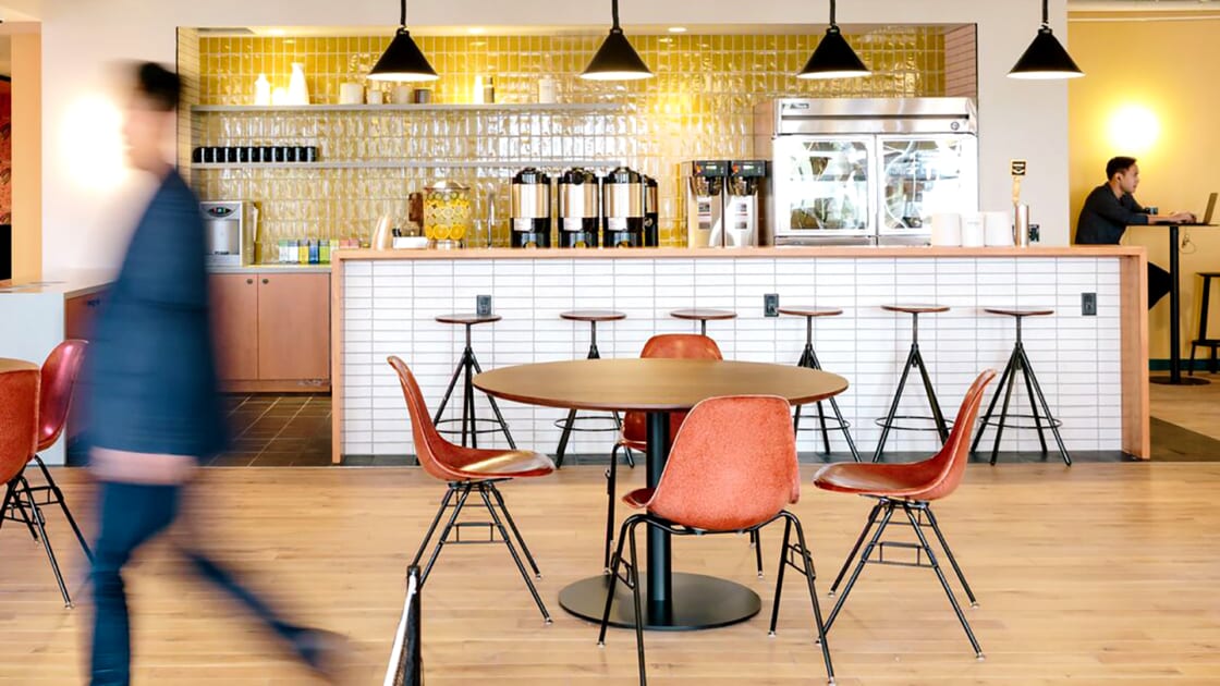 WeWork's tweet photo. From waterfront locations to addresses by tech giants, these are the best coworking spaces in San Francisco: https://t.co/Wz4t38qLzK. #wework #weworksf https://t.co/J39fBqnDzx
