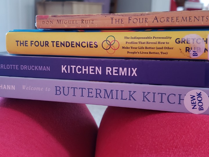 Code404It's tweet photo. This weeks library books! I really miss sitting INSIDE of the library. Anyhow...this is what I am up to...no coding books this time. #LibraryBooks #SupportYourLocalLibrary #TheFourAgreements #TheFourTendencies
#KitchenRemix #ButtermilkKitchen https://t.co/fLnhRviXEW