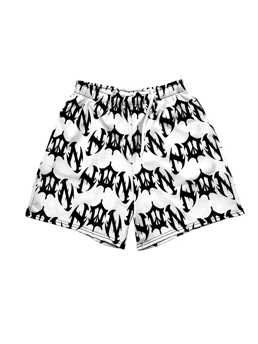 NOTOFNATURECLO's tweet photo. NΦN ALLOVER PRINT INVERTED SET
9/18 https://t.co/LagAy3LakT
