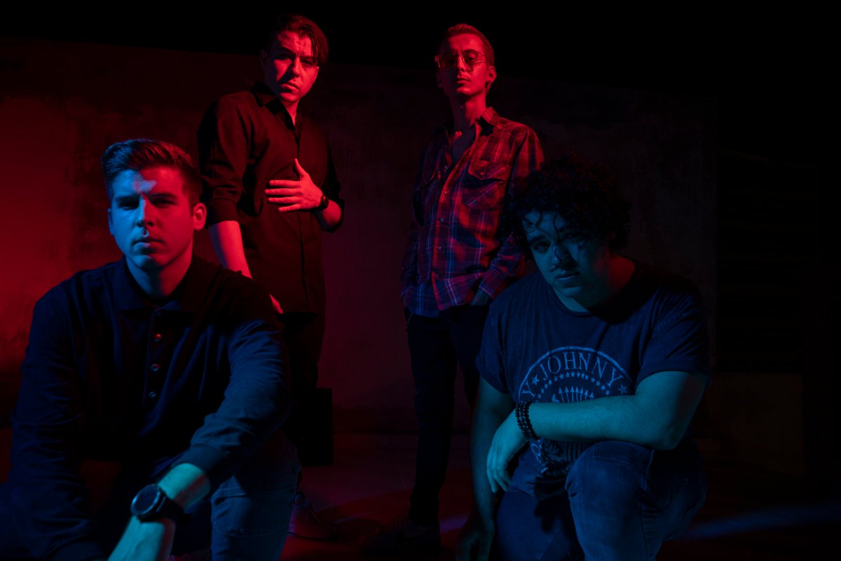 Hace dos años, 4 chicos iniciaron este proyecto llamado <a href="/a88oficial/">Abril 88</a> 👏

bit.ly/3bWwPbP