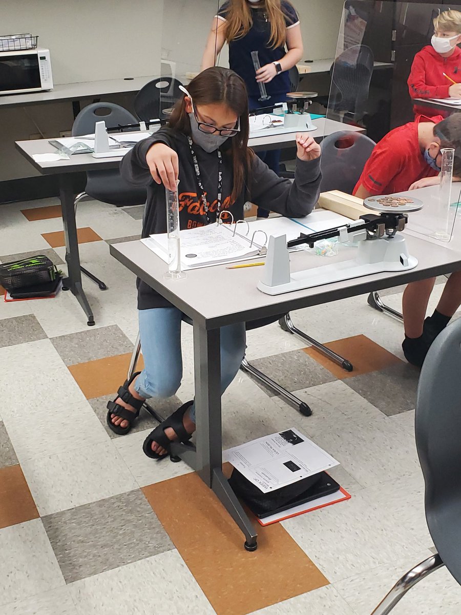 amhamrick1's tweet photo. @Otsego_Grade6 We finished up our density lab today! Tomorrow we will discuss our findings #ojhs #6thscience https://t.co/eJVefO4tFd