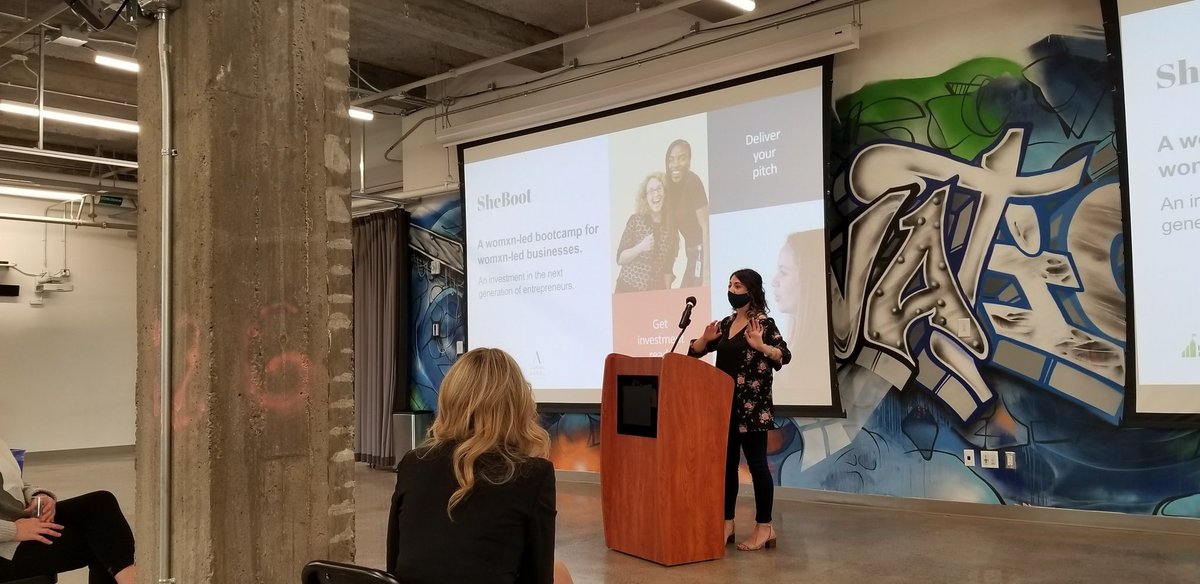 JenFrancis261's tweet image. Fabulous to start our first cohort of #SheBoot with in person socially distanced and zoomed in participants @Invest_Ottawa