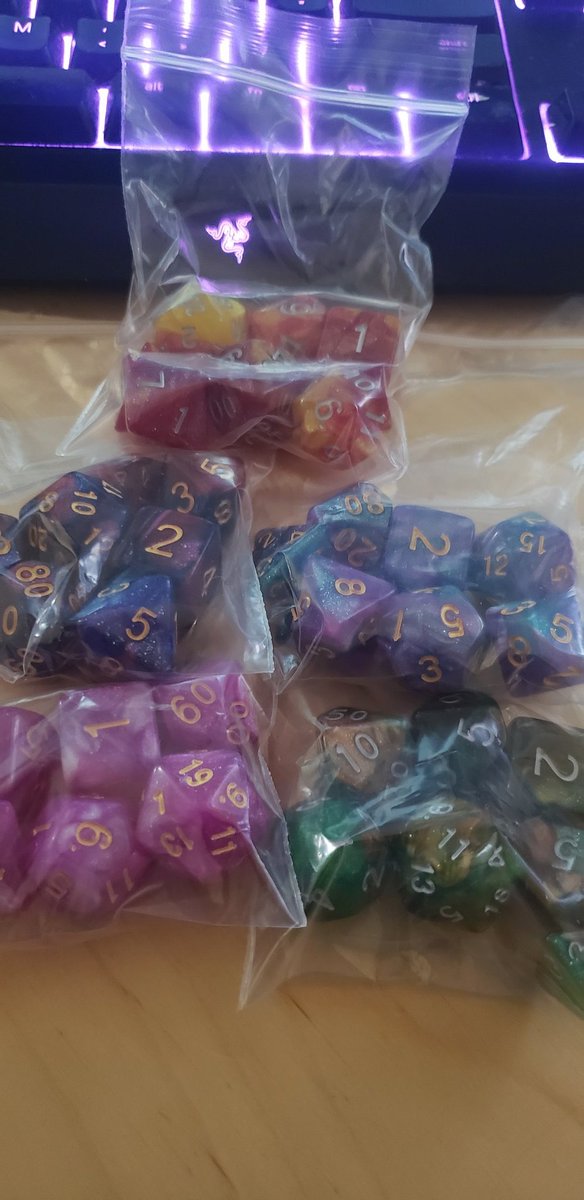 LemarTheConGuy's tweet photo. Got my brand new pretty Click-Clacks from @SoNERDWear!
Check out their website for the pretty rocks and various other nerdy shit!!!
#dnd #Yay #PrettyRocks https://t.co/5efvelR6O8