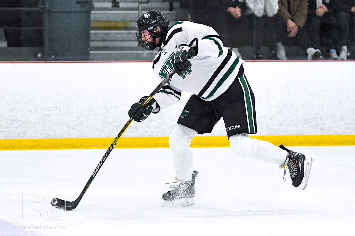 HFhockey's tweet image. Holy Family 🔥 2020-2021 Captains!

🚨: #8 Noel Rahn
🚨: #11 Luke Roelofs
🚨: #12 Jacob McPartland
🚨: #18 Spencer Lewin

#OneFamily #RollFire🔥